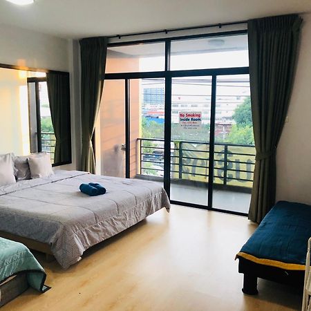 Homey-Sleepy Don Mueang Airport Hostel Бангкок Экстерьер фото