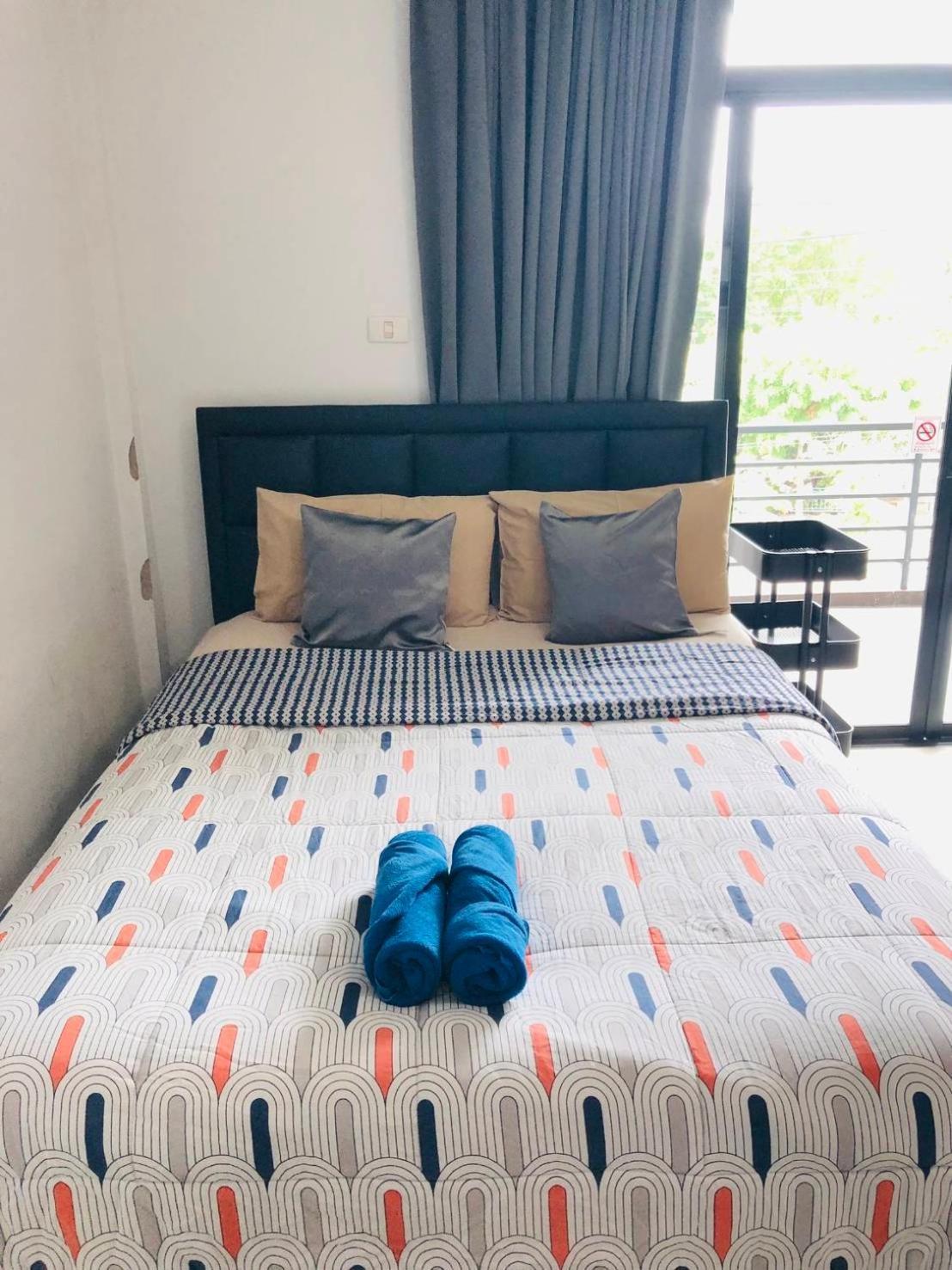 Homey-Sleepy Don Mueang Airport Hostel Бангкок Экстерьер фото