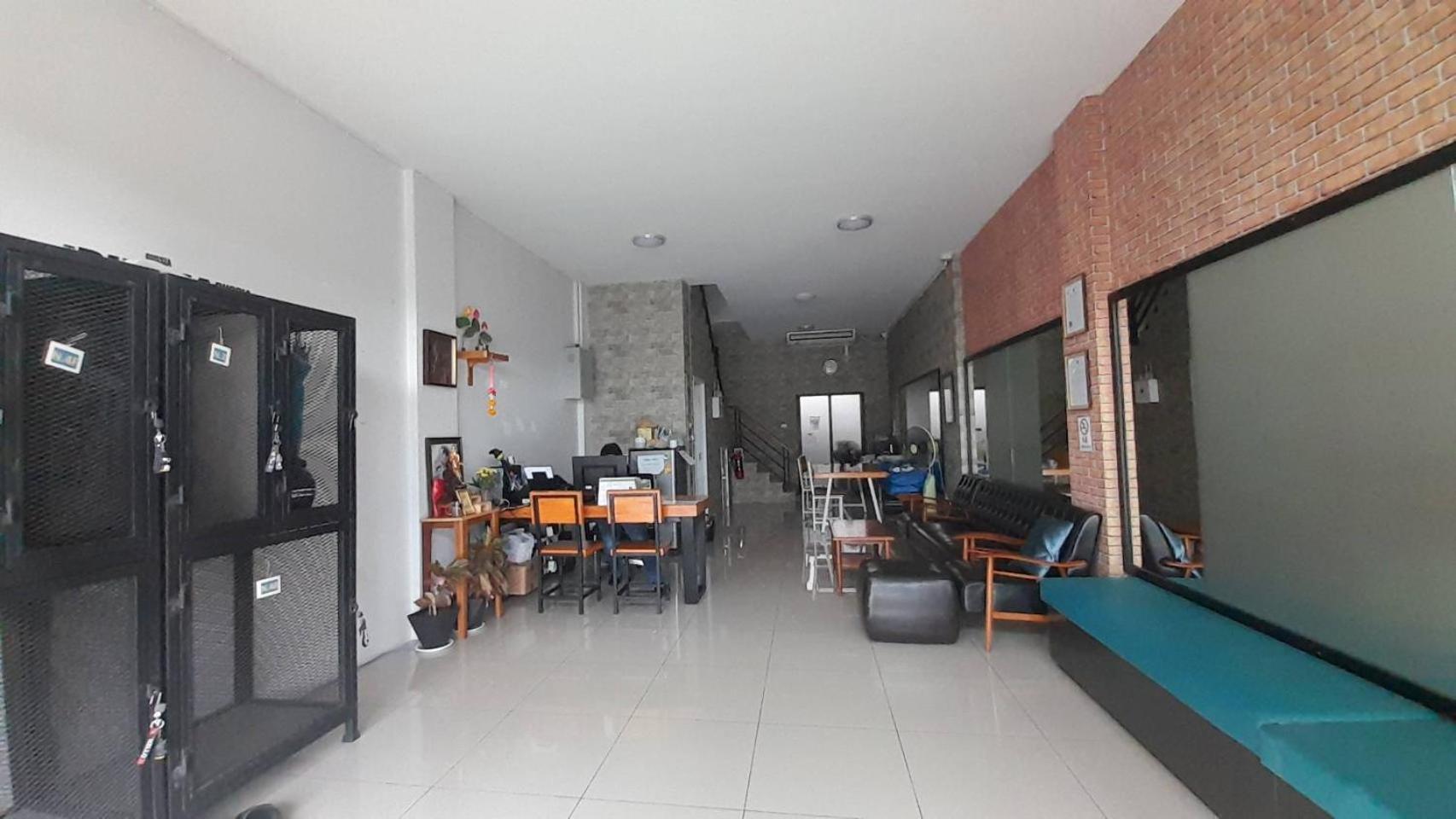Homey-Sleepy Don Mueang Airport Hostel Бангкок Экстерьер фото