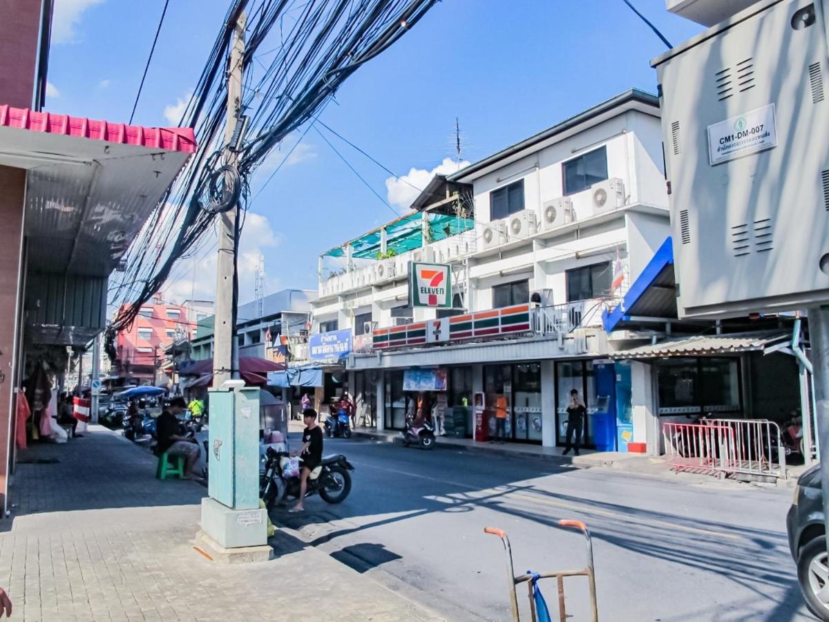 Homey-Sleepy Don Mueang Airport Hostel Бангкок Экстерьер фото